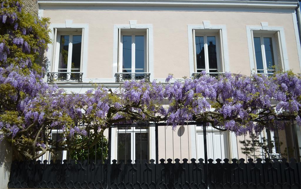 Bed and Breakfast Wisteria Фонтенбло Экстерьер фото